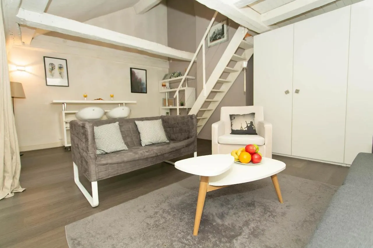 Apartment Ile Saint Louis - Cityapartmentstay Paris