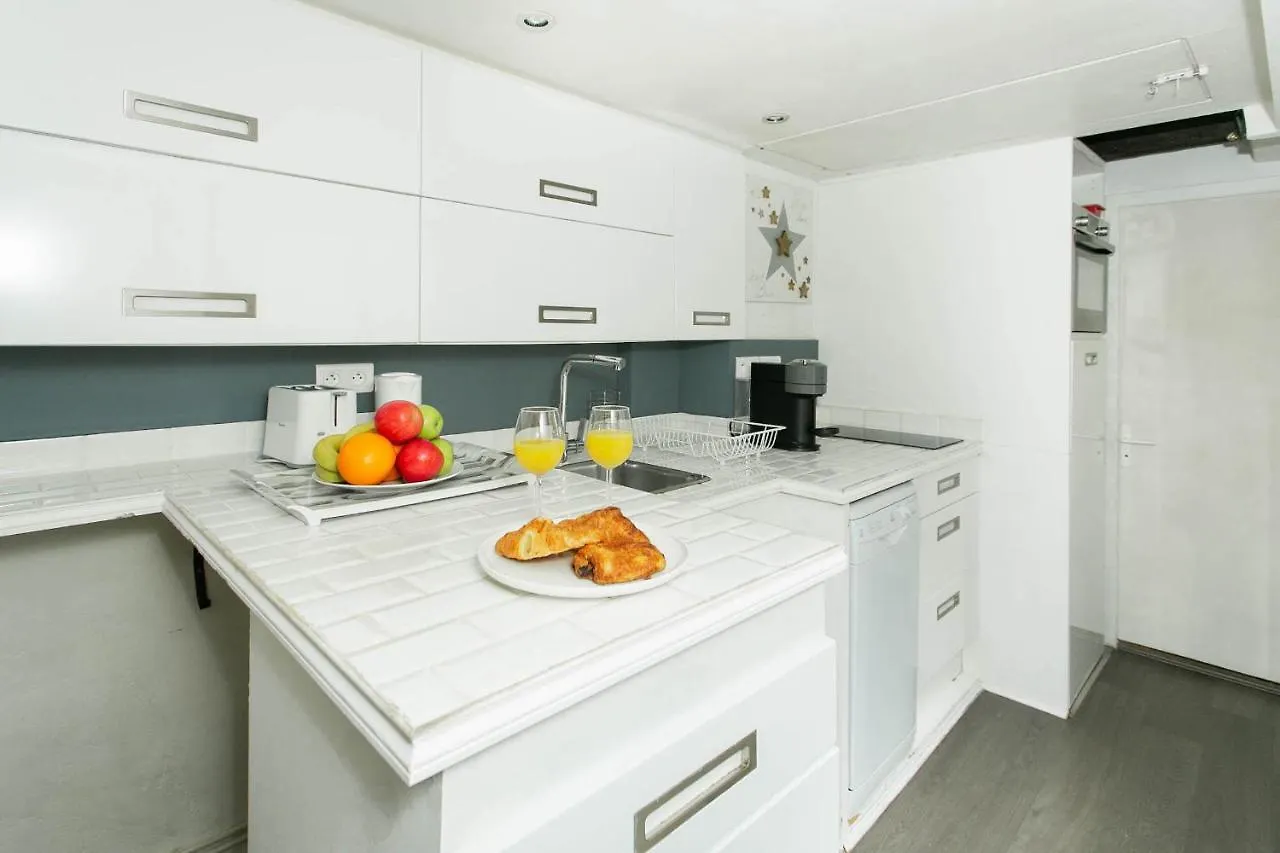 Ile Saint Louis - Cityapartmentstay Paris